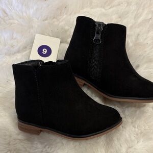 Cat & Jack Black Ankle Zip Kids Boots